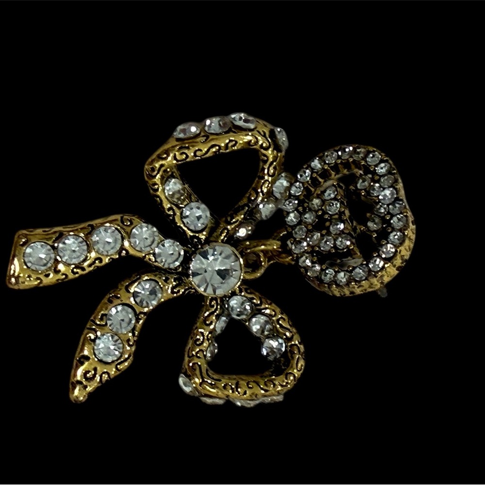 Elegant Gold-Tone Bow Earings with Gemstones - Picture 3 of 3